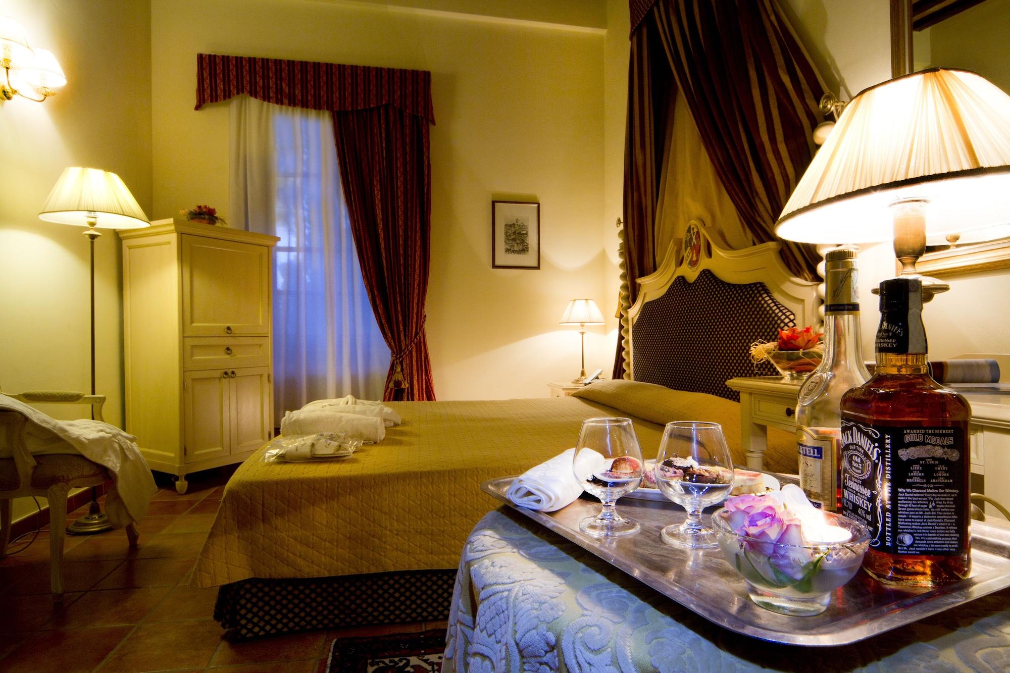 Castello Di Leonina Relais - Adults Only Otel Siena Dış mekan fotoğraf