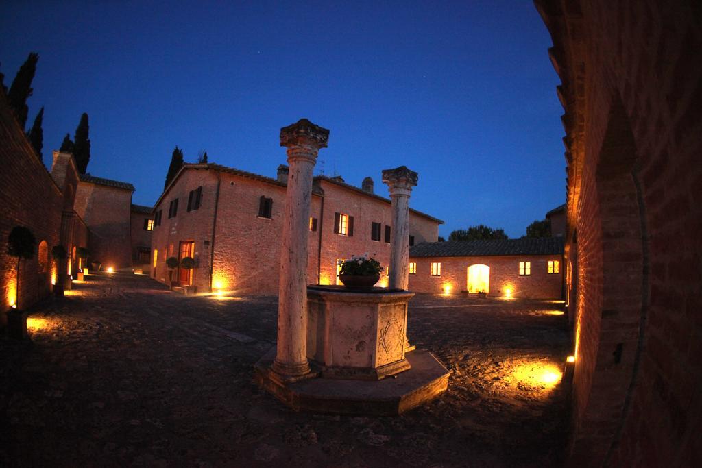 Castello Di Leonina Relais - Adults Only Otel Siena Dış mekan fotoğraf