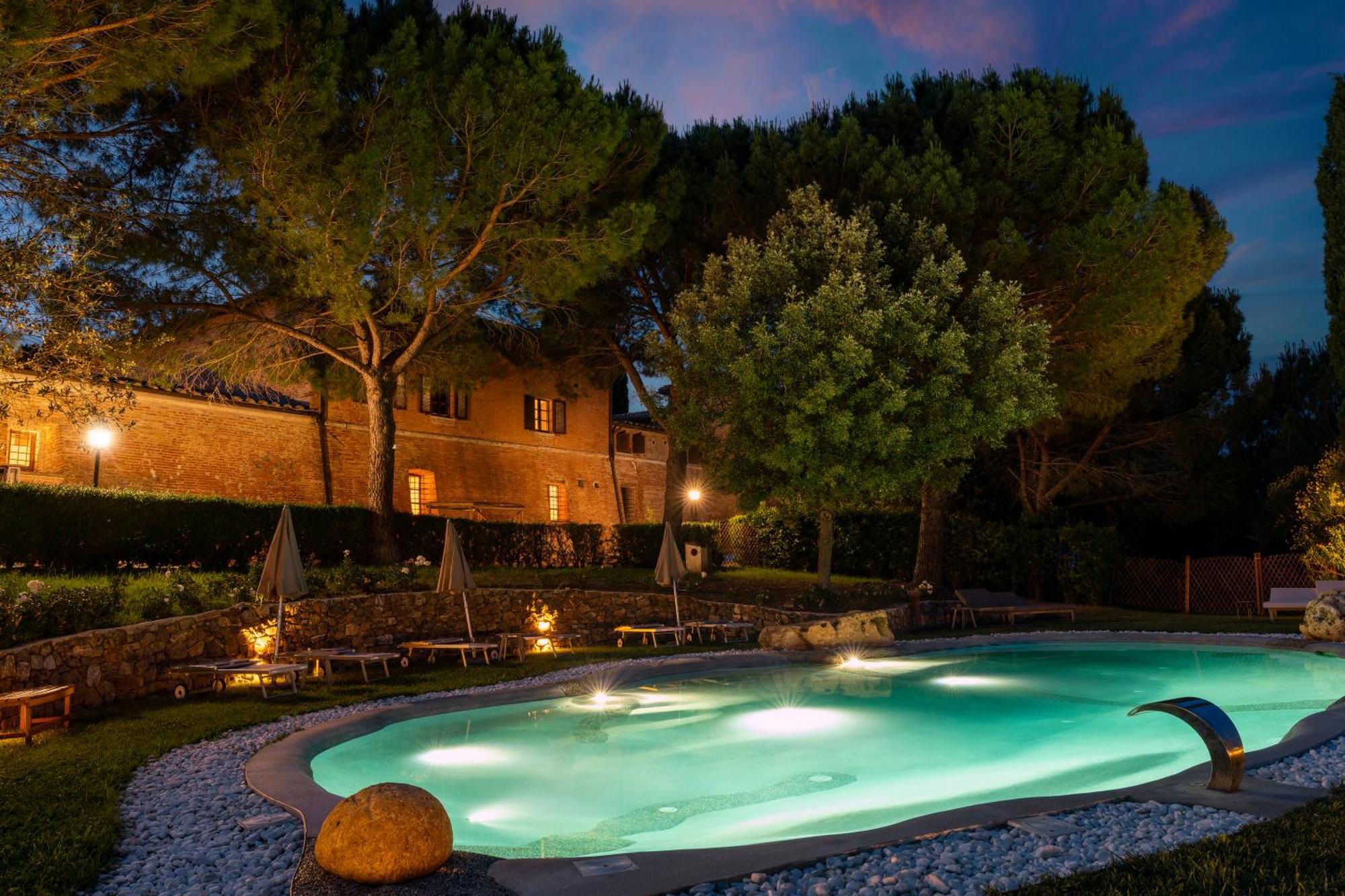 Castello Di Leonina Relais - Adults Only Otel Siena Dış mekan fotoğraf